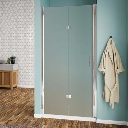 Porta doccia a libro per nicchia H190 cristallo satinato 6mm, doppia anta soffietto, profili e cerniere cromati, in bagno moderno stile nordico