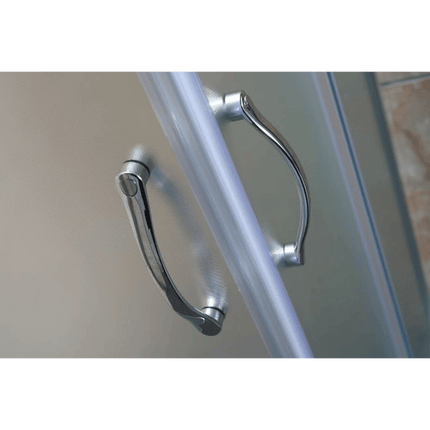 Coppia di maniglie cromate a ponte su vetro opaco satinato 4mm del box doccia angolare H185 scorrevole, design curvo con finitura lucida