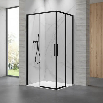 Box doccia doppio scorrevole profili neri 6mm H200cm in bagno con rivestimento effetto legno e pavimento grigio