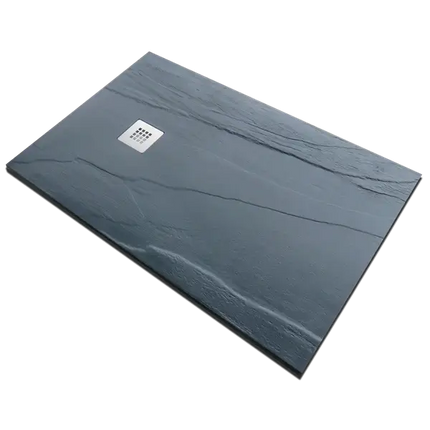 Piatto doccia grafite effetto ardesia SolidStone, vista prospettica con venature naturali e griglia scarico cromata
