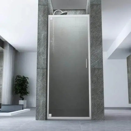 Porta doccia battente pivot cristallo opaco 6mm H190cm in nicchia, anta chiusa vista frontale, profilo cromato Lineadoccia